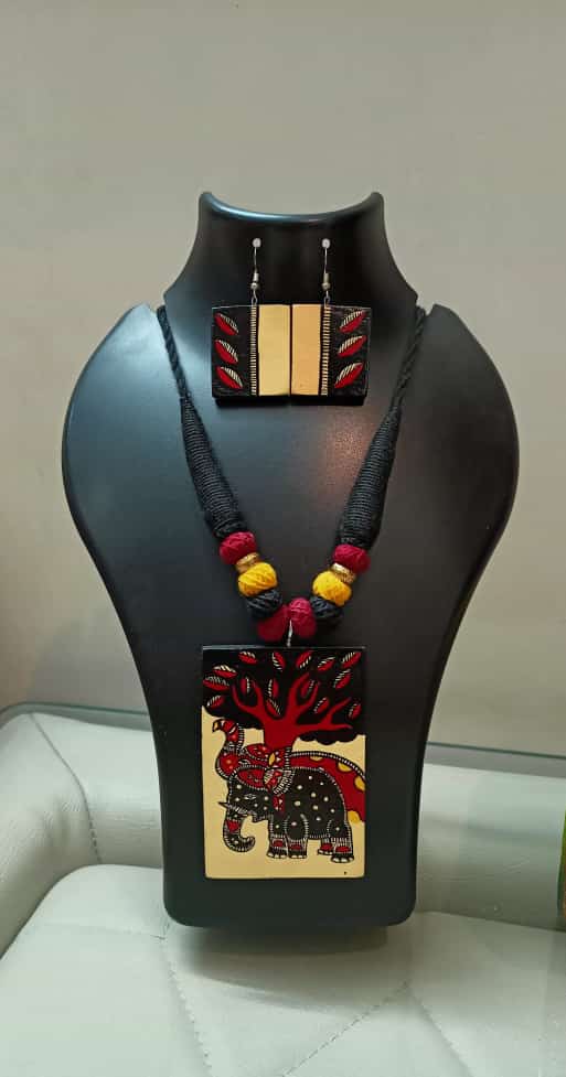 Handmade Royal Elephant Neem Wood Jewelry Set