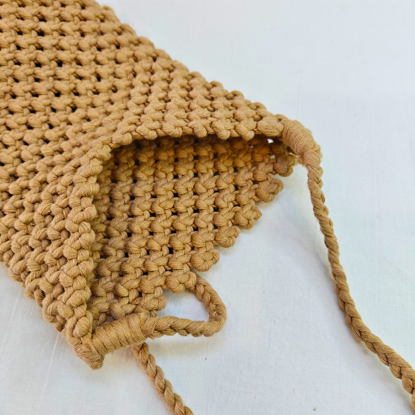 Sand Loop Mobile Sling Macrame Pouch