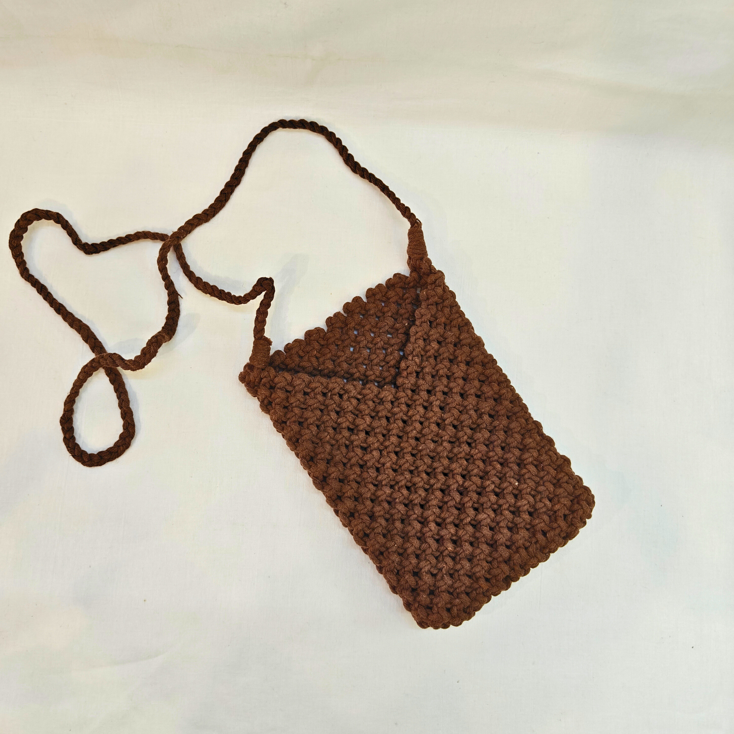 Cocoa Loop Mobile Sling Macrame Pouch